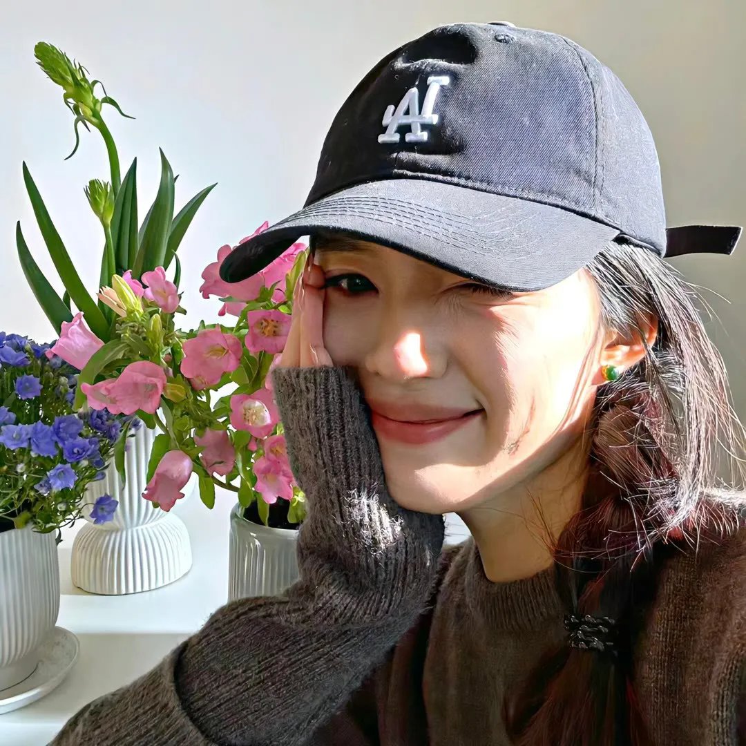 疯疯癫癫的阿兹洛